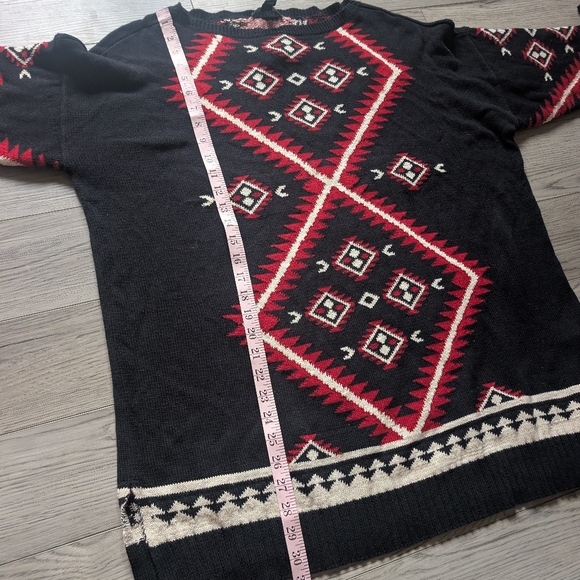 Lauren Ralph Lauren Aztec Southwestern Black Red Long Sweater Size 2X - Picture 8 of 8
